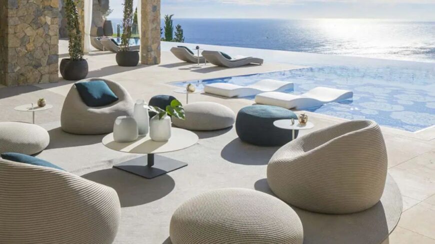 How Can Luxury Outdoor Furniture Transform Your Outdoor Living Space?